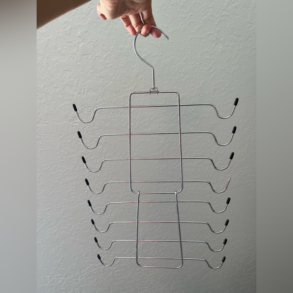 Multi-Layer Hanger